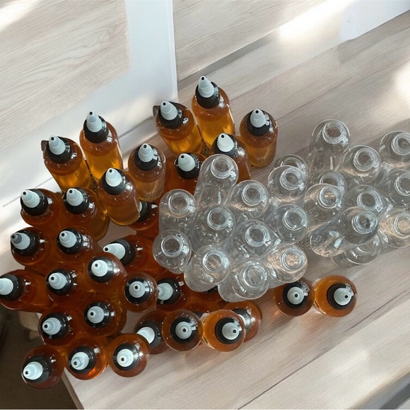 17 in 1 Herbal Hair Oil - Picture 4 of 6